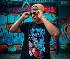 man with sunglasses and nice t-shirt